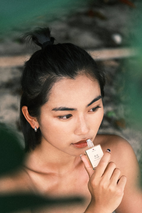 木質滾珠精油|森流 FLOW|香港製造天然植物滾珠精油|自家浸泡|放鬆減壓|土壤木質